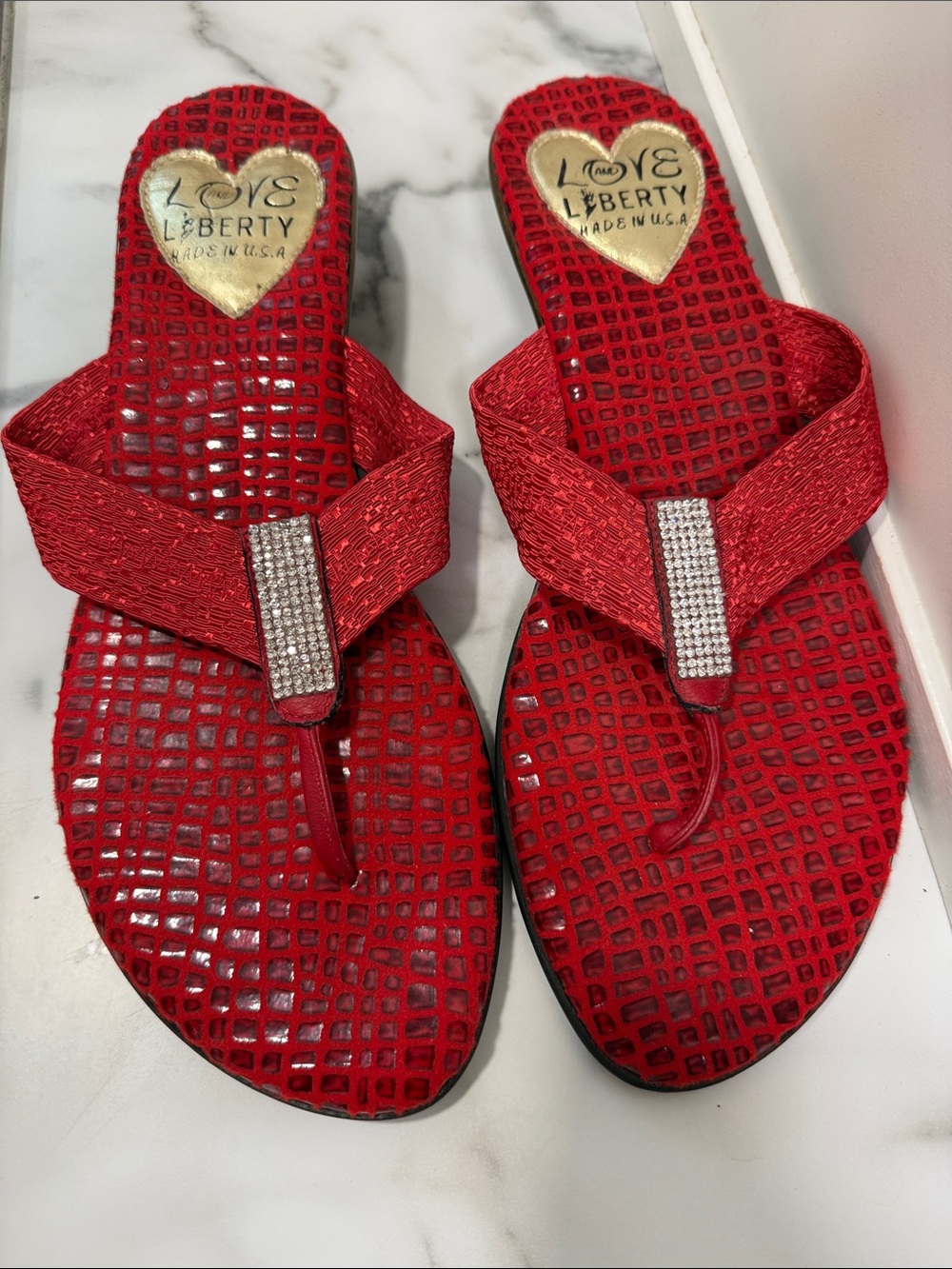 Love and Liberty brand women's wedge red slide sandals size 40